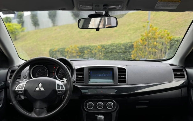 imagem-https://www.socarrao.com.br/sc-vehicle-images-prod/4270306/1791034985988-003_034ebf1d4f867a1de91aef3adeef0161.jpg