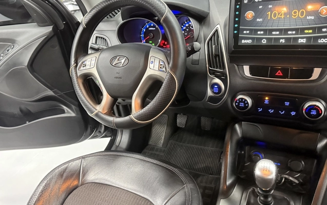 imagem-https://www.socarrao.com.br/sc-vehicle-images-prod/4270307/1791034990814-1_090228.jpg