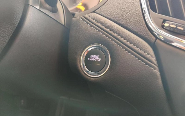 imagem-https://www.socarrao.com.br/sc-vehicle-images-prod/4270314/1791046984862-8435784_15_B_9d9a0fc1eb.jpeg