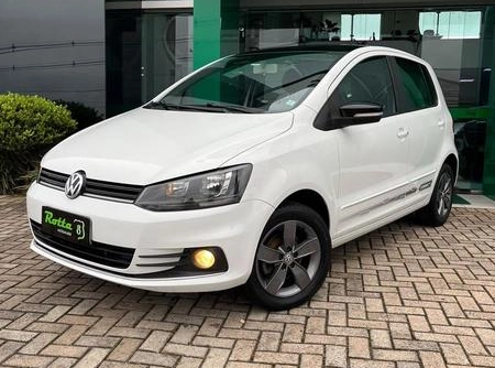 Volkswagen Fox 2021 Branco — foto 1 de 3