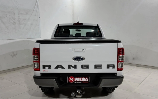 imagem-https://www.socarrao.com.br/sc-vehicle-images-prod/4270327/1791035443585-360173e04b9340c18ed37de39940167e_1791034084453.jpg