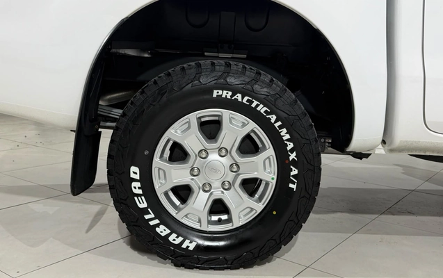 imagem-https://www.socarrao.com.br/sc-vehicle-images-prod/4270327/1791035443597-63f87998110d41bb8b1ae248db9818c0_1791034084512.jpg