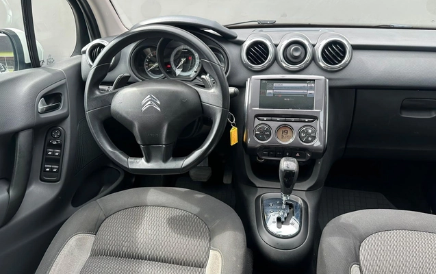 imagem-https://www.socarrao.com.br/sc-vehicle-images-prod/4270348/1791035715287-4d1b0d5ff420454db1be37b7329e22ec_1791035701631.jpg