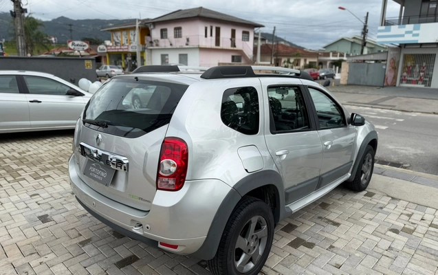 imagem-https://www.socarrao.com.br/sc-vehicle-images-prod/4270408/1791036753016-003_093f7f32adccaa936b972a1ec14dfe5e.jpg