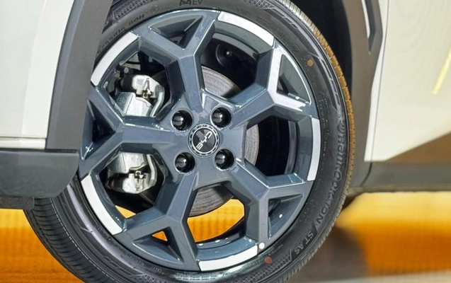 imagem-https://www.socarrao.com.br/sc-vehicle-images-prod/4270412/1791036784215-8537351_4_B_219b03b53a.jpeg