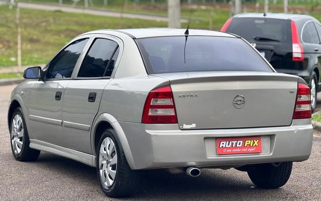 imagem-https://www.socarrao.com.br/sc-vehicle-images-prod/4270414/1791569622336-8490028_3_B_ba13d631db.jpeg
