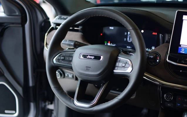 imagem-https://www.socarrao.com.br/sc-vehicle-images-prod/4270415/1791202187954-vehicle_image_1791036802_8e28c05a2abb907c20e1e240687e3cbf.jpeg