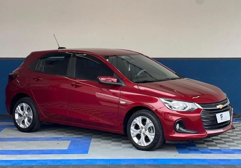 Chevrolet Onix 2023 Vermelho — foto 1 de 3