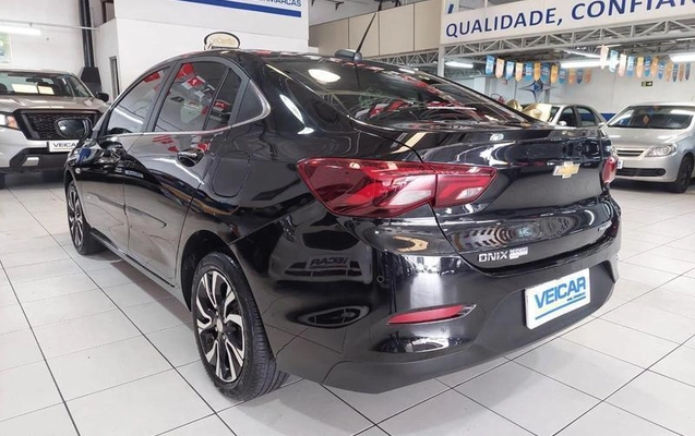 imagem-https://www.socarrao.com.br/sc-vehicle-images-prod/4270424/1791037223585-8540349_8_B_79795f29b1.jpg