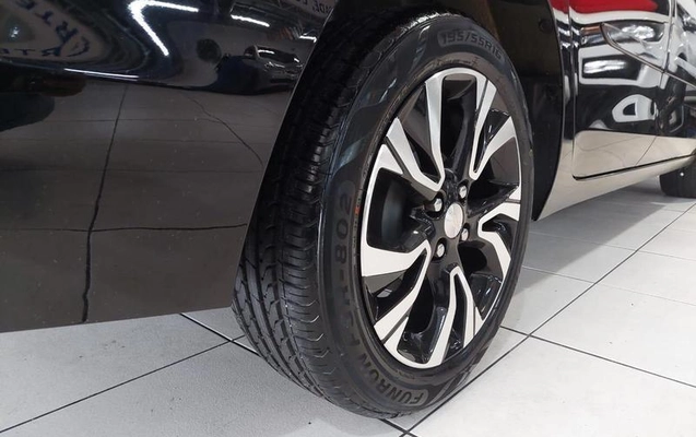 imagem-https://www.socarrao.com.br/sc-vehicle-images-prod/4270424/1791037223588-8540349_10_B_58860fd5ad.jpg