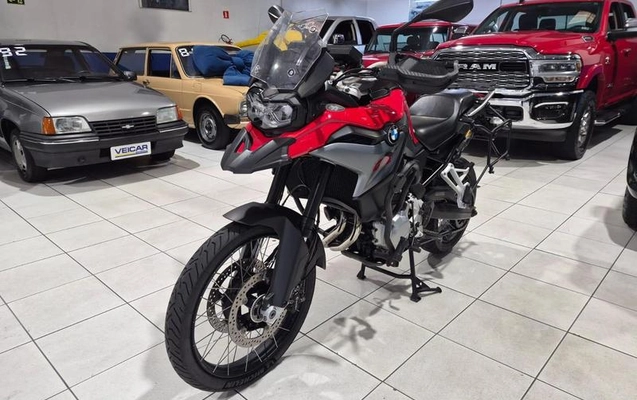 imagem-https://www.socarrao.com.br/sc-vehicle-images-prod/4270432/1791565024739-8540827_0_B_6de06ac835.jpeg