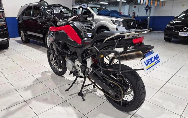 imagem-https://www.socarrao.com.br/sc-vehicle-images-prod/4270432/1791565024743-8540827_12_B_fd1d448851.jpeg