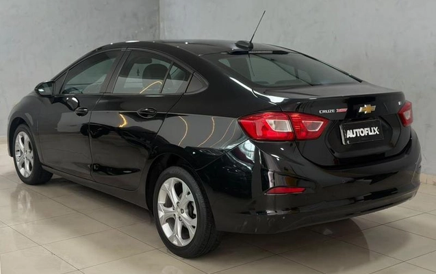 imagem-https://www.socarrao.com.br/sc-vehicle-images-prod/4270453/1791308165524-8539261_13_B_f26cb70acc.jpeg