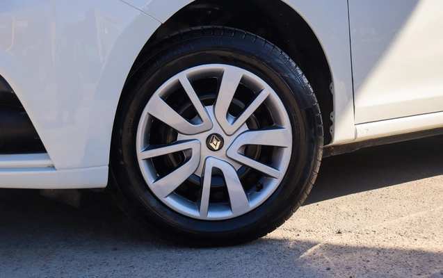 imagem-https://www.socarrao.com.br/sc-vehicle-images-prod/4270558/1791991675690-62d0055115c94bfaa4d01898671b49ed_1791492252539.jpg