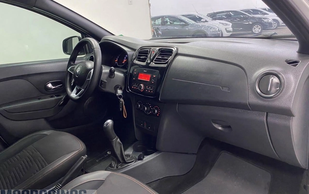 imagem-https://www.socarrao.com.br/sc-vehicle-images-prod/4270566/1791042794198-951df468901d44ef8b41d0aa3f864888_1791042755212.jpg