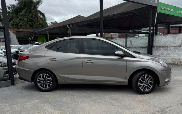 imagem-https://www.socarrao.com.br/sc-vehicle-images-prod/4270583/1791041609172-1416b177060640679fcafd7bcf32bb09_1791041549091.jpg