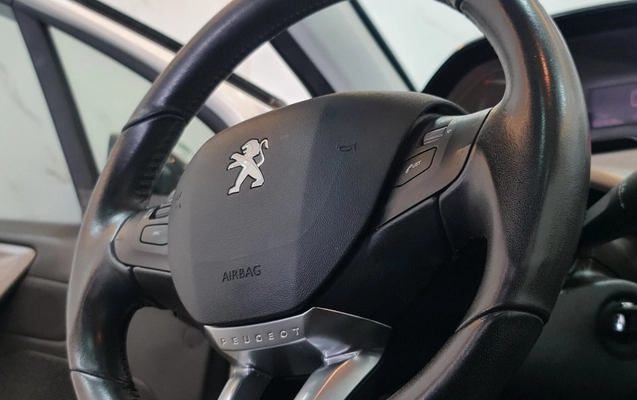 imagem-https://www.socarrao.com.br/sc-vehicle-images-prod/4270586/1791250472028-RXh0cmEgKDUpLmpwZw.jpg