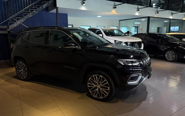 imagem-https://www.socarrao.com.br/sc-vehicle-images-prod/4270596/1791042297194-8541417_1_B_e551086ab7.jpeg