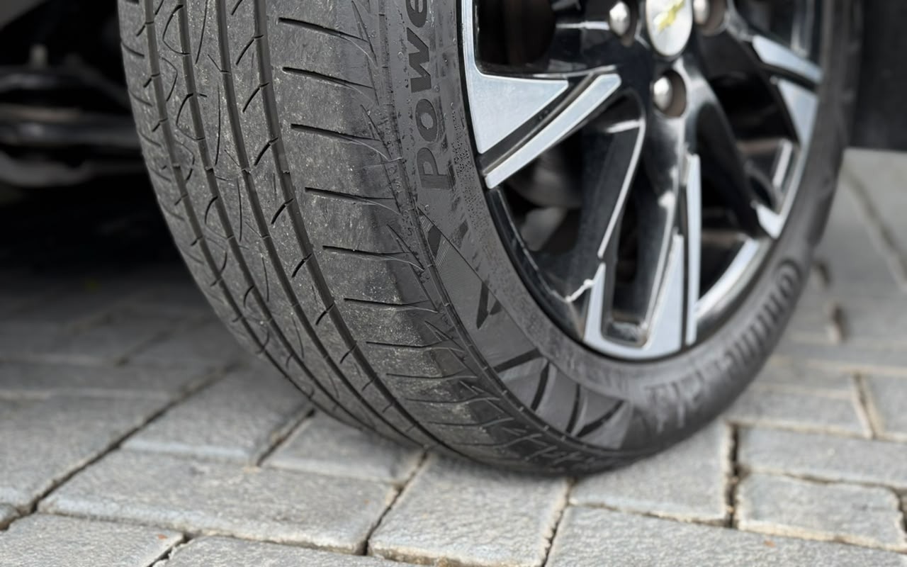 imagem-https://www.socarrao.com.br/sc-vehicle-images-prod/4270603/1791042814063-V2hhdHNBcHAgSW1hZ2UgMjAyNi0xMC0wMyBhdCAxMC4wMC4yNi5qcGVn.jpeg