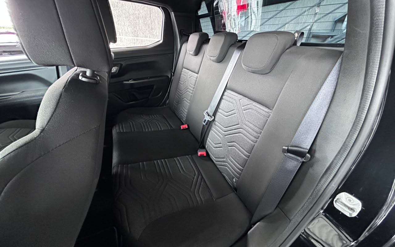 imagem-https://www.socarrao.com.br/sc-vehicle-images-prod/4270627/1791043923656-V2hhdHNBcHAgSW1hZ2UgMjAyNi0xMC0wMyBhdCAxMC40Ny4zMy5qcGVn.jpeg