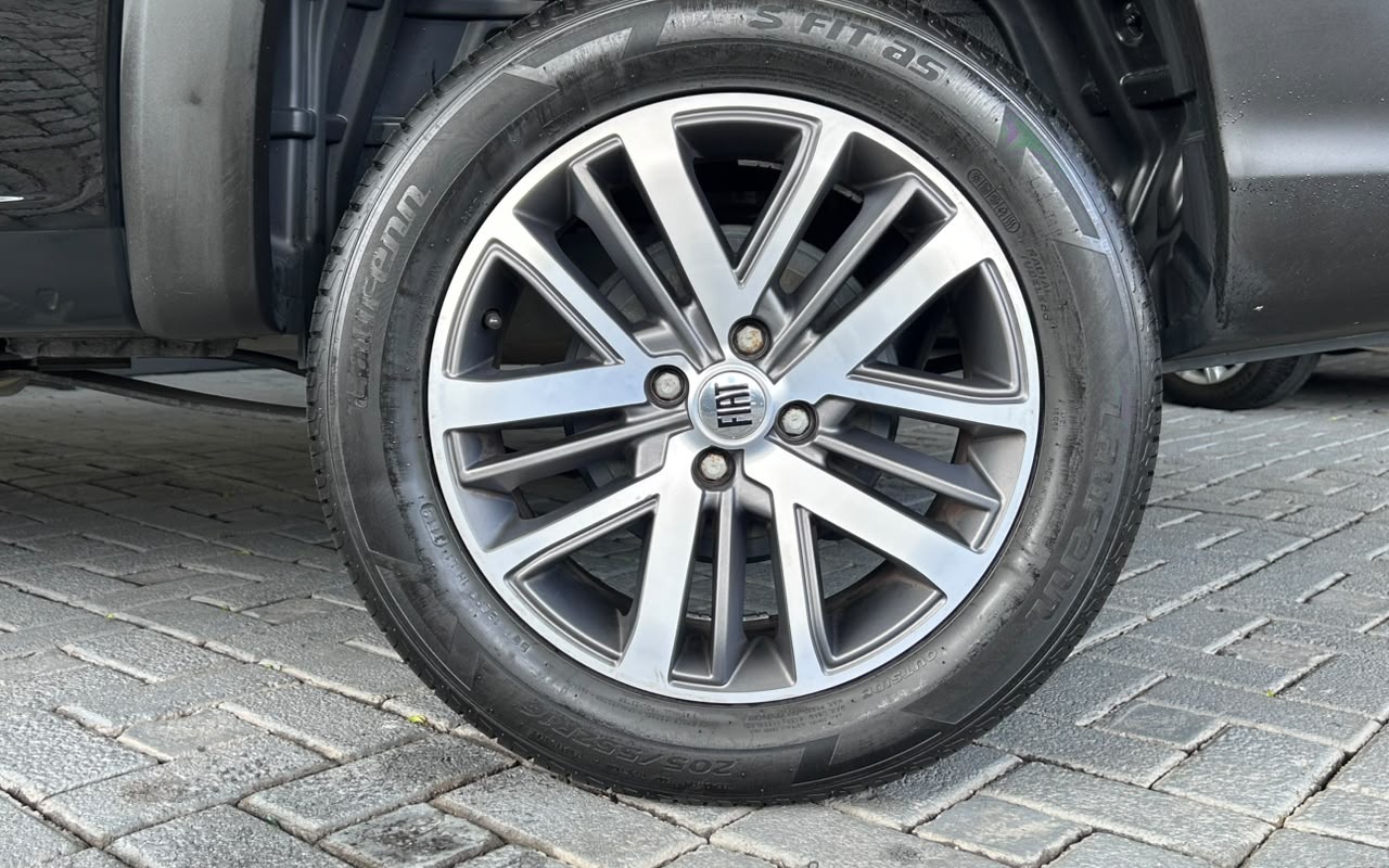 imagem-https://www.socarrao.com.br/sc-vehicle-images-prod/4270627/1791043923767-V2hhdHNBcHAgSW1hZ2UgMjAyNi0xMC0wMyBhdCAxMC40Ny40MS5qcGVn.jpeg
