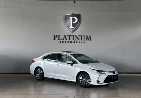 Toyota Corolla 2020 Branco — foto 1 de 3