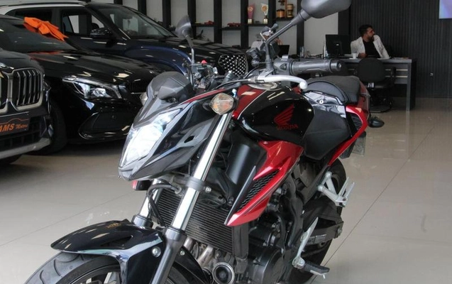 imagem-https://www.socarrao.com.br/sc-vehicle-images-prod/4270653/1791204142619-8501418_7_B_3aea7f44c4.jpeg