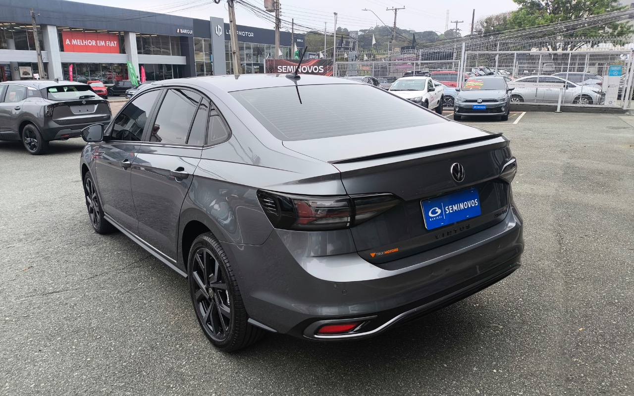 imagem-https://www.socarrao.com.br/sc-vehicle-images-prod/4270654/1791203543671-NDllNjM5ZmEtZjgyMi00OGY2LWJiYTEtMTM4ZmMwMjVjOGVhLmpwZWc.jpeg