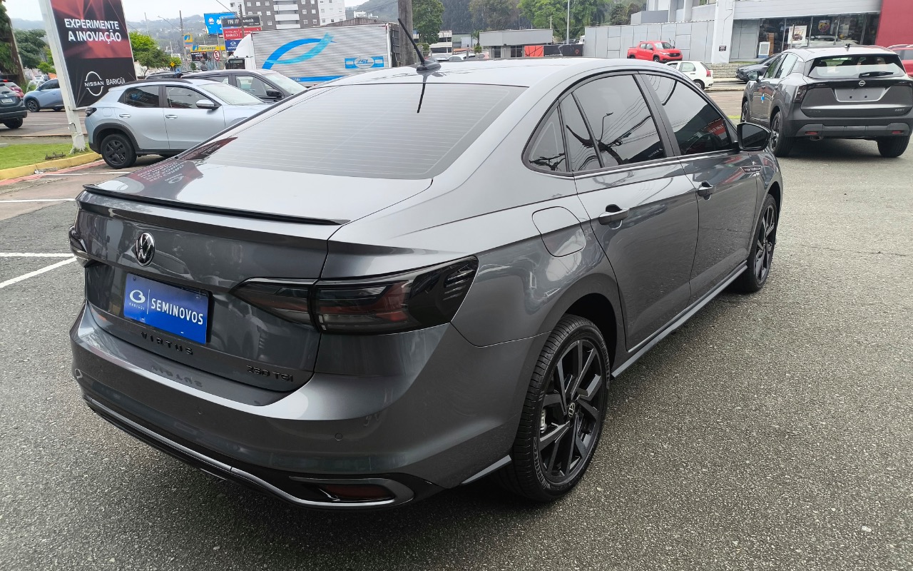 imagem-https://www.socarrao.com.br/sc-vehicle-images-prod/4270654/1791203543791-NmEwM2E4ZmEtN2Y5MS00OWIzLTgzNjgtZmE1ZGMwODNjZDQ4LmpwZWc.jpeg