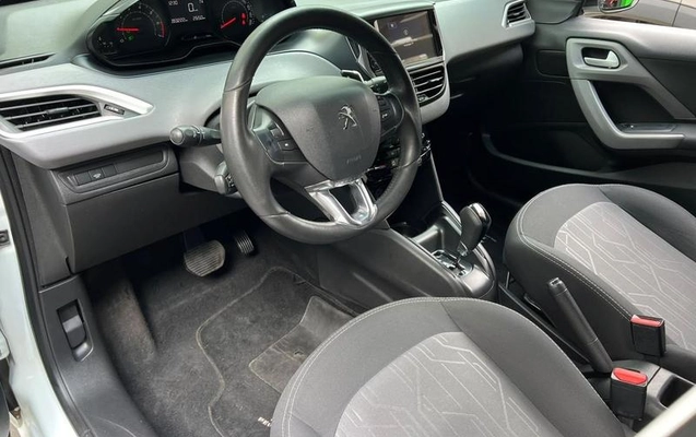 imagem-https://www.socarrao.com.br/sc-vehicle-images-prod/4270661/1791045119684-8541579_12_B_b8037ff271.jpeg