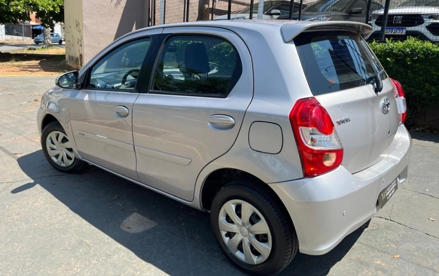 imagem-https://www.socarrao.com.br/sc-vehicle-images-prod/4270664/1791684041011-RT2irzhnWVjui5kEIvPoOUhARtpeklTb.jpg