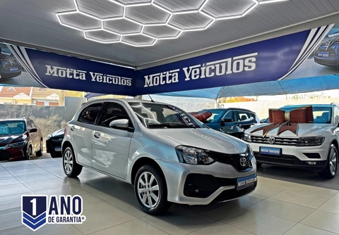 Toyota Etios 2020 Prata — foto 1 de 3