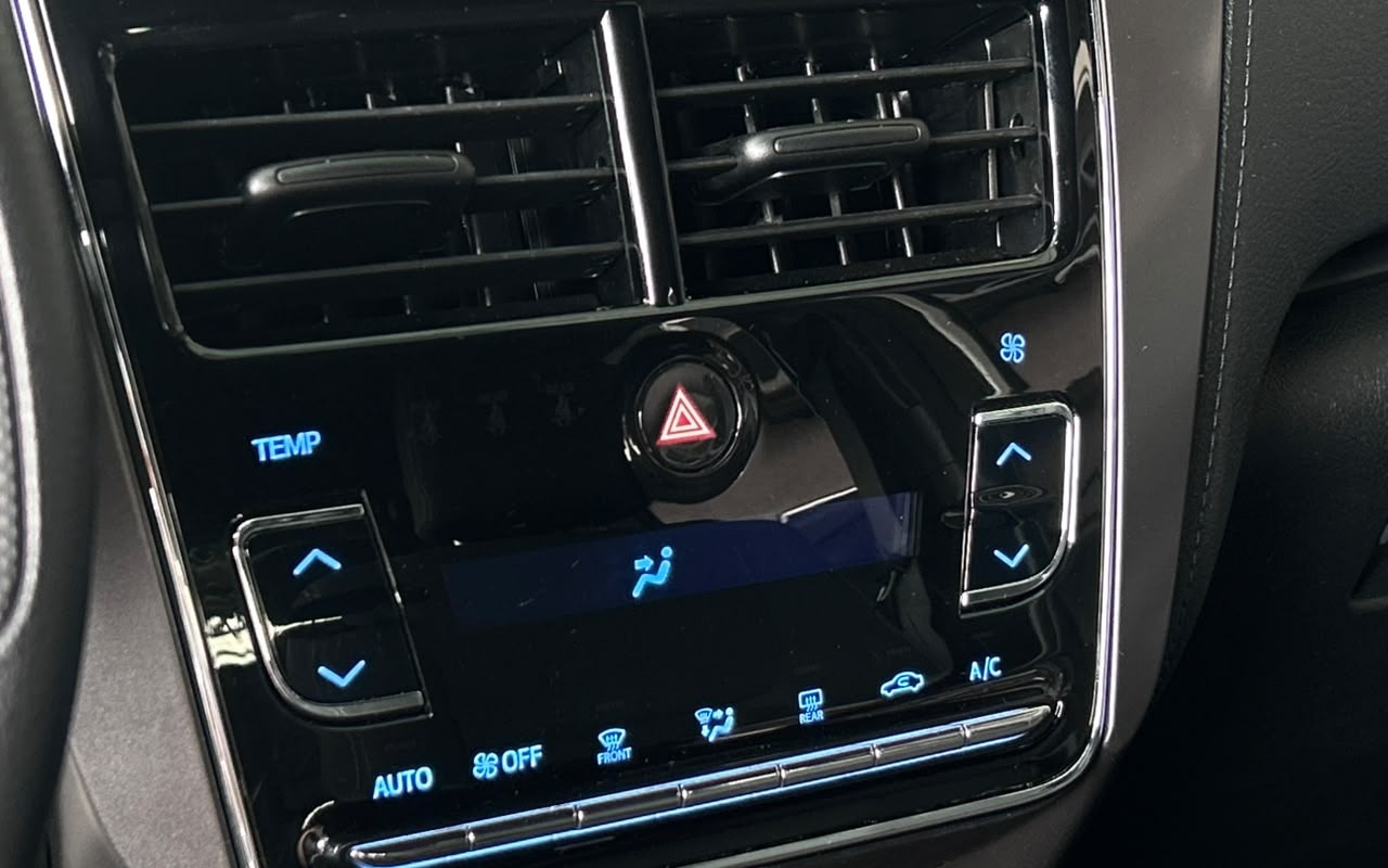 imagem-https://www.socarrao.com.br/sc-vehicle-images-prod/4270673/1791046237696-V2hhdHNBcHAgSW1hZ2UgMjAyNi0xMC0wMyBhdCAxMS4yOS4xOS5qcGVn.jpeg