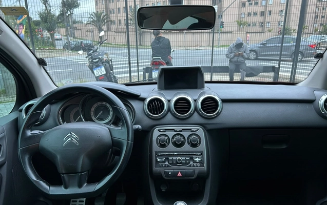 imagem-https://www.socarrao.com.br/sc-vehicle-images-prod/4270677/1791046614711-9_015621.jpg