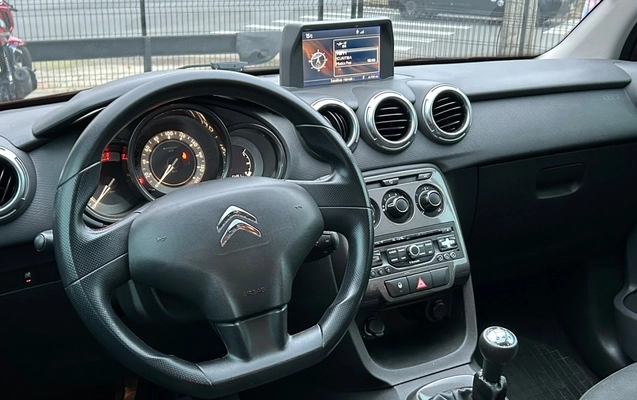 imagem-https://www.socarrao.com.br/sc-vehicle-images-prod/4270677/1791046614720-2_015621.jpg