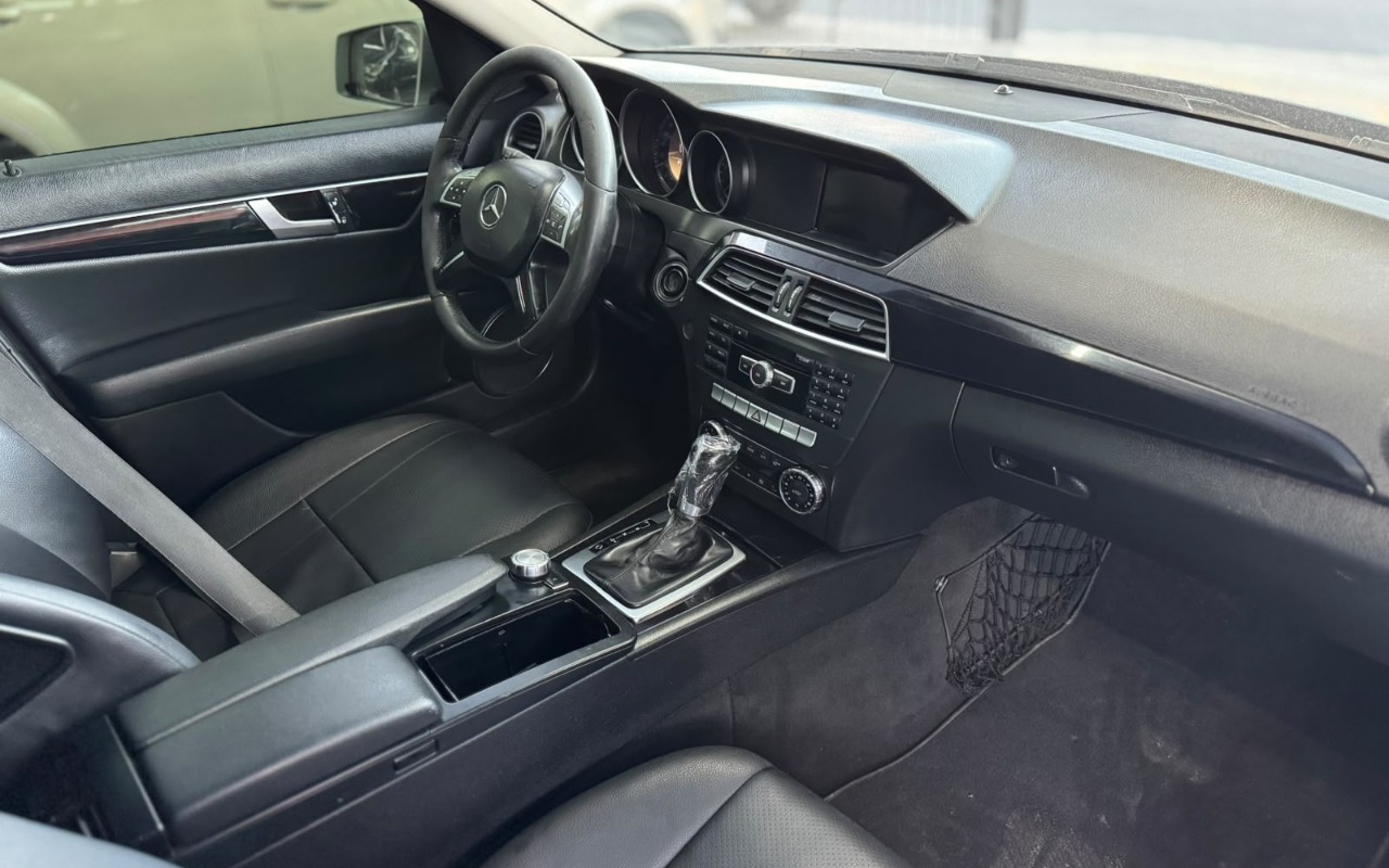 imagem-https://www.socarrao.com.br/sc-vehicle-images-prod/4270678/1791046619237-V2hhdHNBcHAgSW1hZ2UgMjAyNi0xMC0wMyBhdCAxMy4zNi40MiAoNSkuanBlZw.jpeg