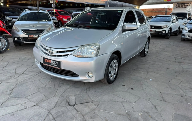 imagem-https://www.socarrao.com.br/sc-vehicle-images-prod/4270685/1791046937063-V2hhdHNBcHAgSW1hZ2UgMjAyNi0xMC0wMyBhdCAxMy40NS40NyAoMSkuanBlZw.jpeg