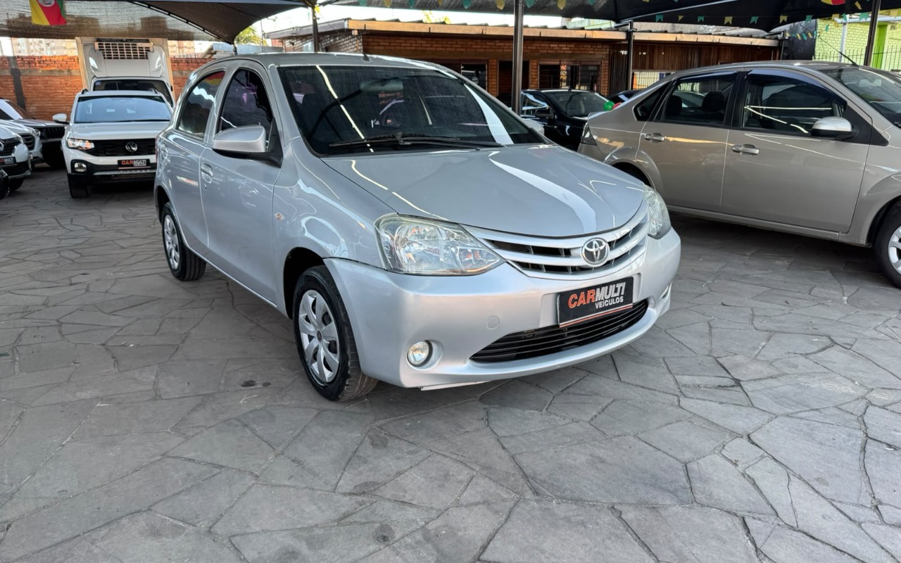 imagem-https://www.socarrao.com.br/sc-vehicle-images-prod/4270685/1791046937276-V2hhdHNBcHAgSW1hZ2UgMjAyNi0xMC0wMyBhdCAxMy40NS40Ni5qcGVn.jpeg