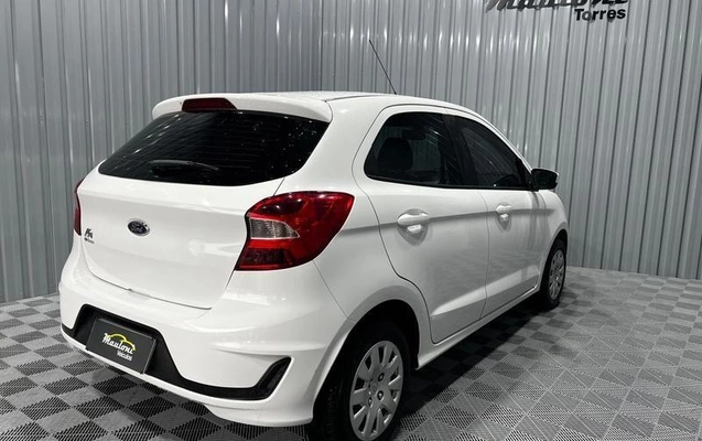 imagem-https://www.socarrao.com.br/sc-vehicle-images-prod/4270686/1791047036938-8541703_8_B_50839fce9e.jpeg