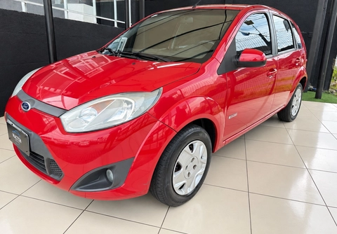 Ford Fiesta 2012 Vermelho — foto 1 de 3