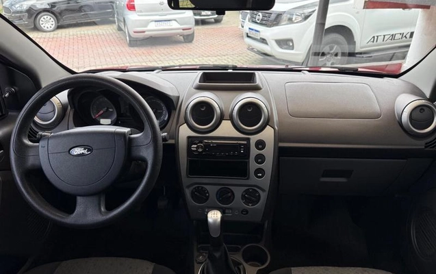 imagem-https://www.socarrao.com.br/sc-vehicle-images-prod/4270687/1791047042719-8530156_6_B_a67d92405e.jpeg