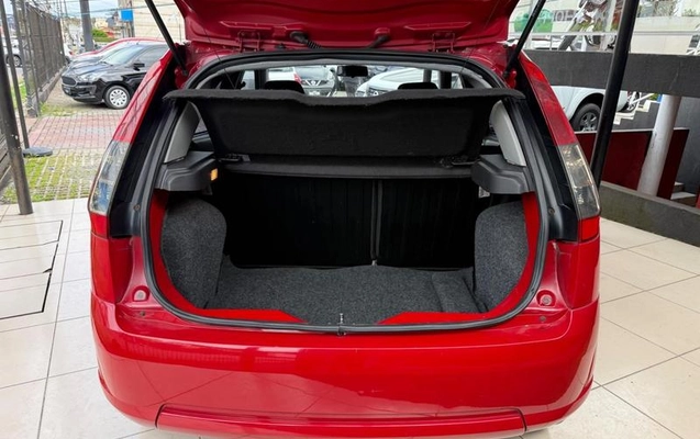 imagem-https://www.socarrao.com.br/sc-vehicle-images-prod/4270687/1791047042736-8530156_17_B_2721de8496.jpeg