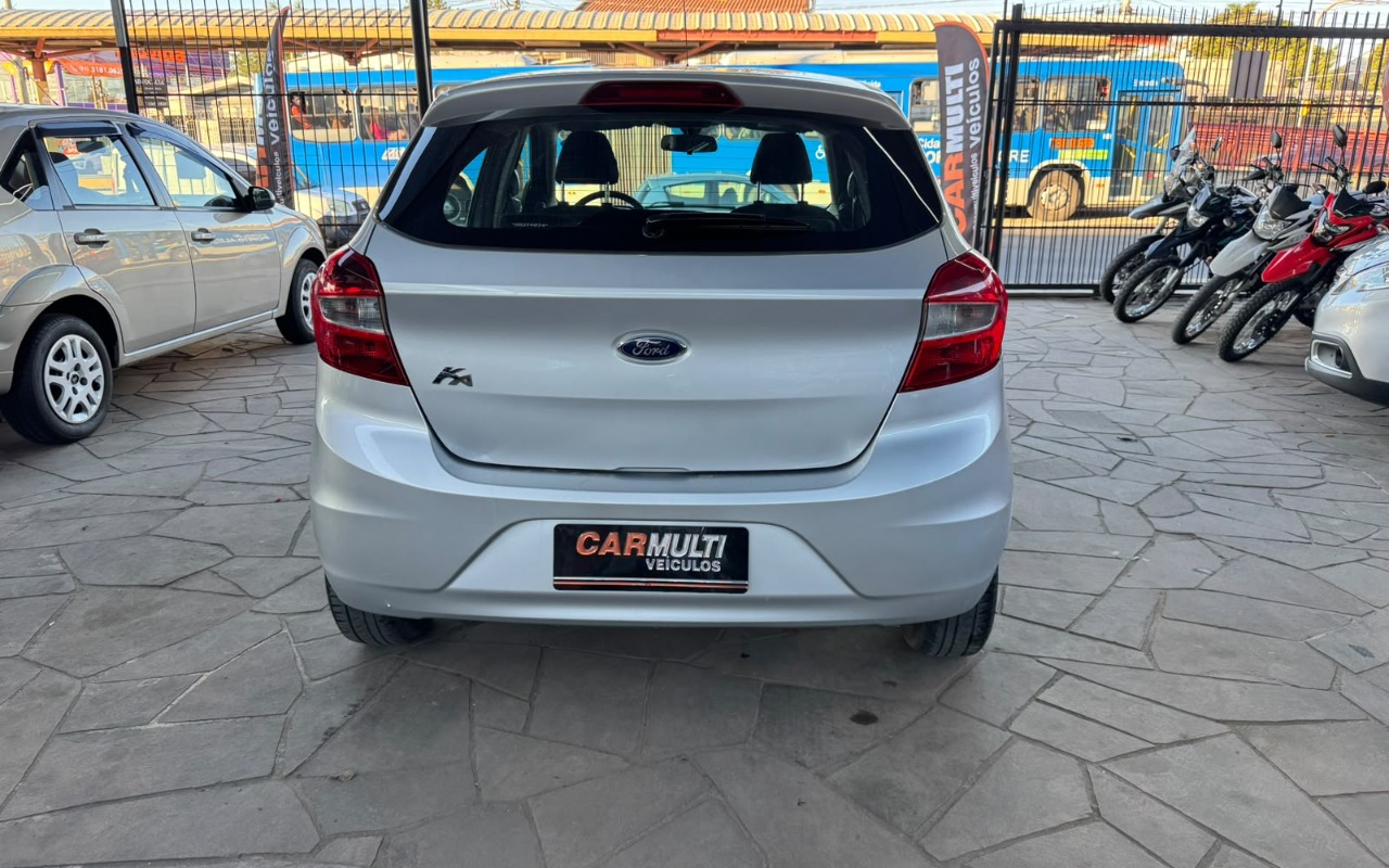 imagem-https://www.socarrao.com.br/sc-vehicle-images-prod/4270688/1791047096461-V2hhdHNBcHAgSW1hZ2UgMjAyNi0xMC0wMyBhdCAxMy40Ny4xMyAoNCkuanBlZw.jpeg