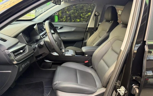 imagem-https://www.socarrao.com.br/sc-vehicle-images-prod/4270694/1791047319884-8522371_8_B_6897a89742.jpeg