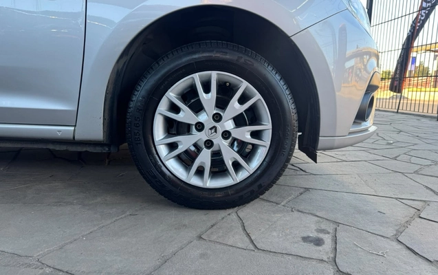 imagem-https://www.socarrao.com.br/sc-vehicle-images-prod/4270697/1791047393703-V2hhdHNBcHAgSW1hZ2UgMjAyNi0xMC0wMyBhdCAxMy41MC41MiAoMSkuanBlZw.jpeg