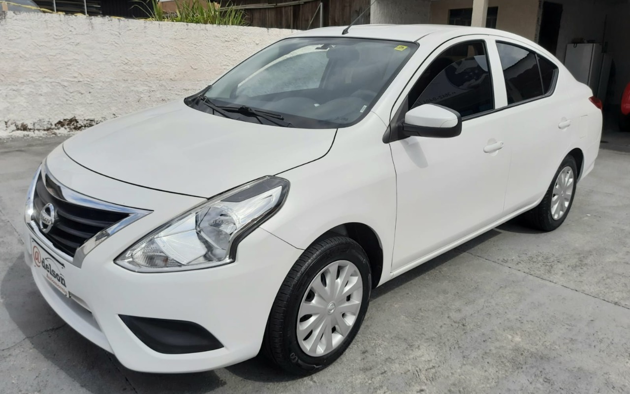 Nissan VERSA 2019 Branco — foto 1 de 3