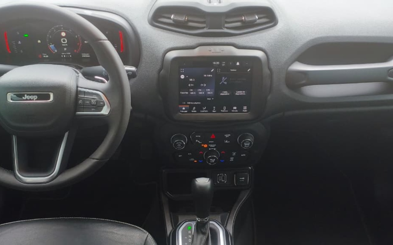 imagem-https://www.socarrao.com.br/sc-vehicle-images-prod/4270717/1791048315217-aW4gMDcuanBlZw.jpeg