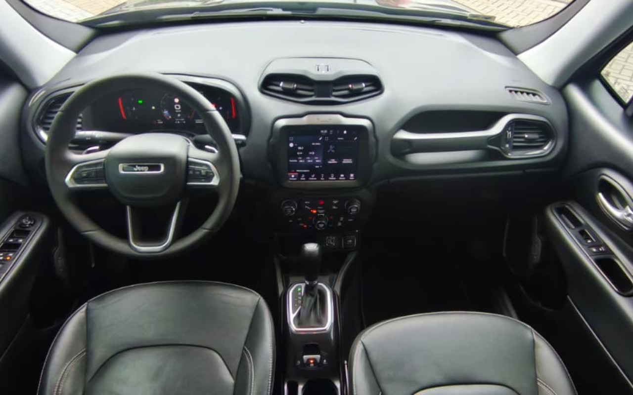 imagem-https://www.socarrao.com.br/sc-vehicle-images-prod/4270717/1791048315298-aW4gMDguanBlZw.jpeg