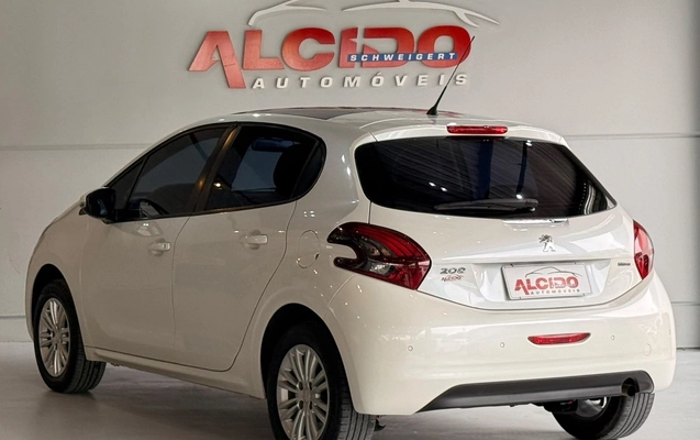 imagem-https://www.socarrao.com.br/sc-vehicle-images-prod/4270731/1791049124072-957782938ba1498a8a36342618c69cd9_1791049003897.jpg