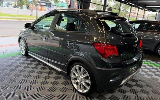 imagem-https://www.socarrao.com.br/sc-vehicle-images-prod/4270733/1791049328084-8540959_6_B_c3b6440afe.jpeg